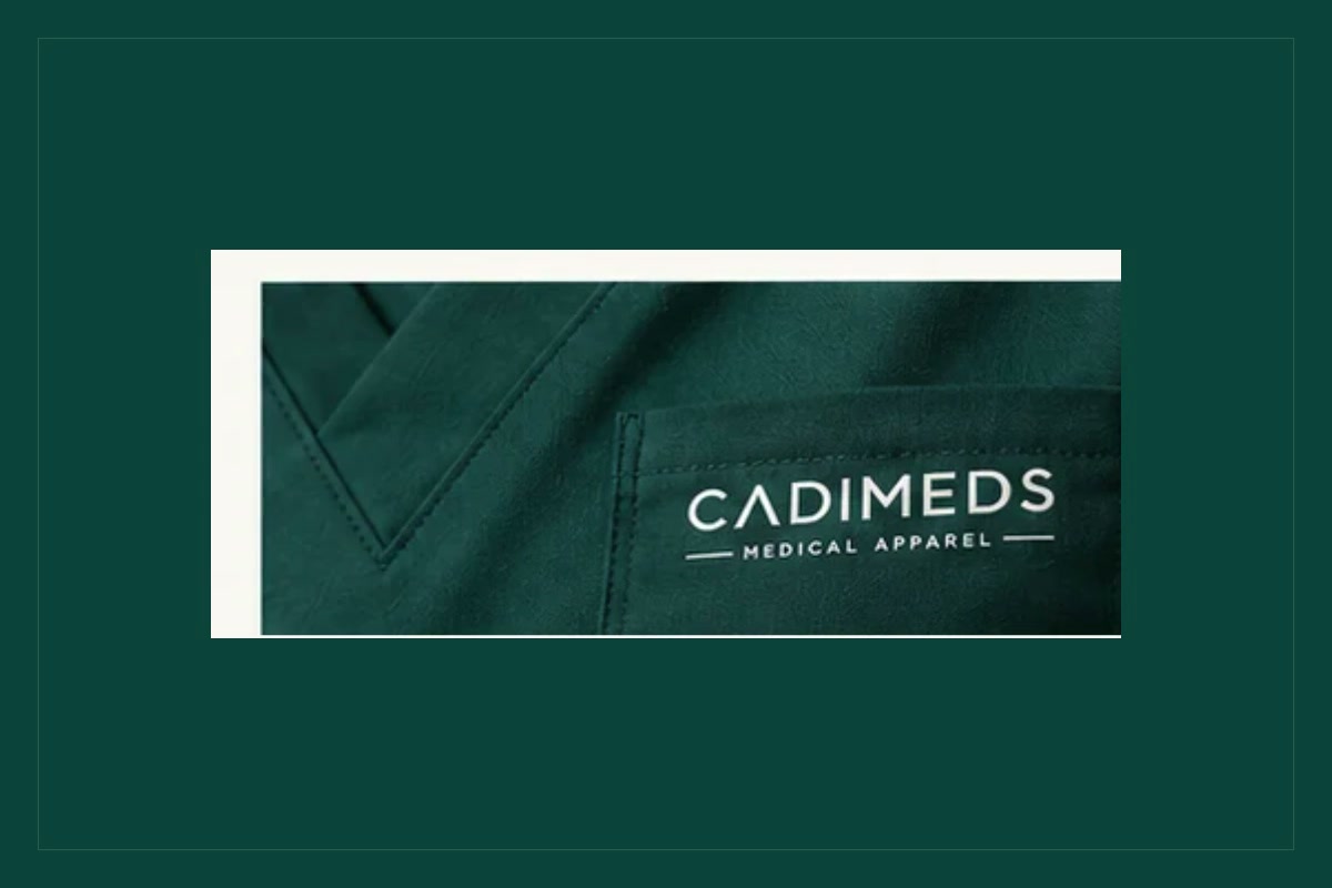 Studi detail lipatan dan kerah scrub CADIMEDS